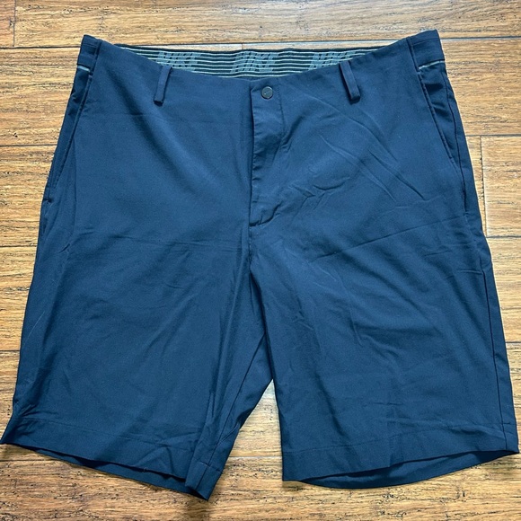 Nike Golf dri fit black shorts, L - Picture 1 of 8